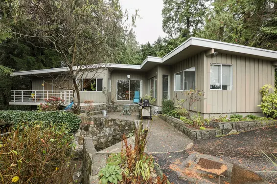 498 Monteray Avenue, North Vancouver  