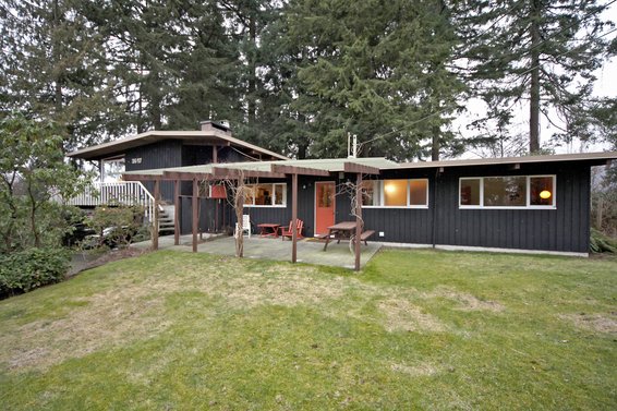 3647 Sunnycrest Drive, North Vancouver