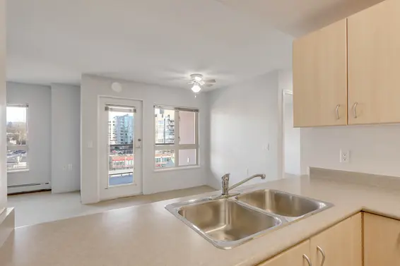 Kitchen - 704-121 West 15th Street, North Vancouver  