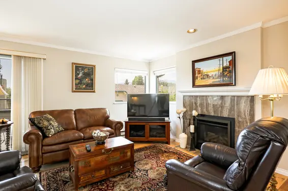 Living Room - 20-2133 St Georges Avenue, North Vancouver  
