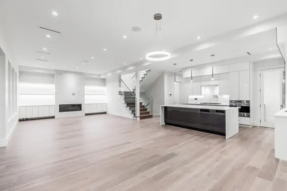 Great Room - 528 East 11th Street, North Vancouver  