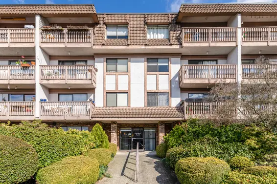 312 236 West 2nd Street, North Vancouver For Sale - image 17