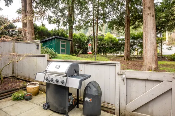 2060 Deep Cove Crescent, North Vancouver For Sale - image 27