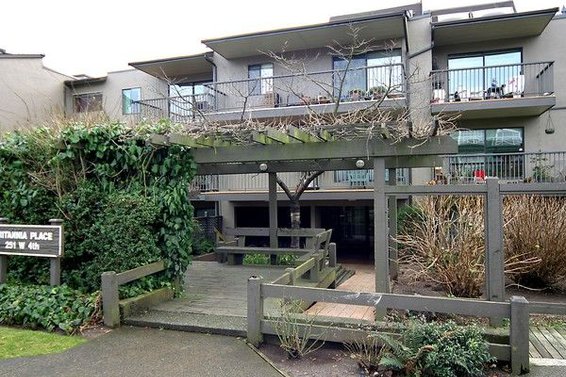 204-251 West 4th Street, North Vancouver
