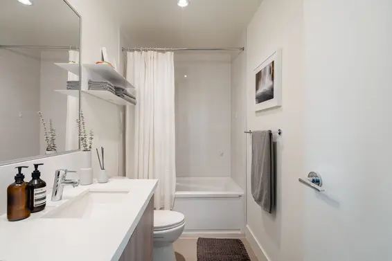 202 3602 Aldercrest Drive, North Vancouver For Sale - image 32
