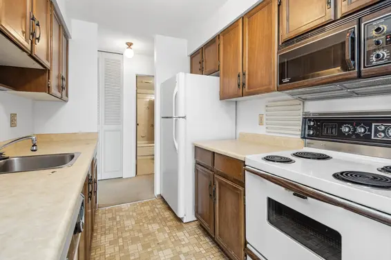 1104 444 Lonsdale Avenue, North Vancouver For Sale - image 19