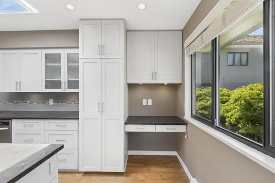 8 2206 Folkestone Way, West Vancouver For Sale - image 14