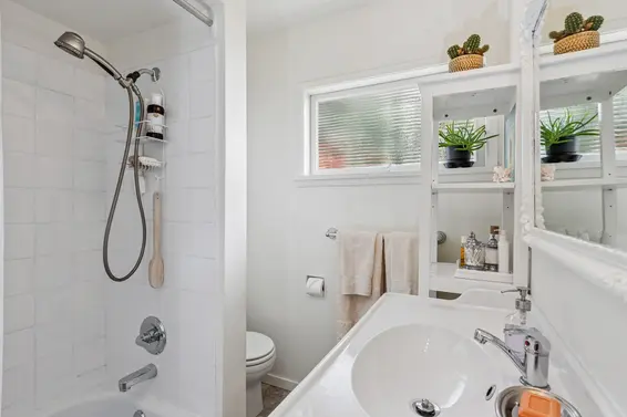 415 West 26th Street, North Vancouver For Sale - image 23