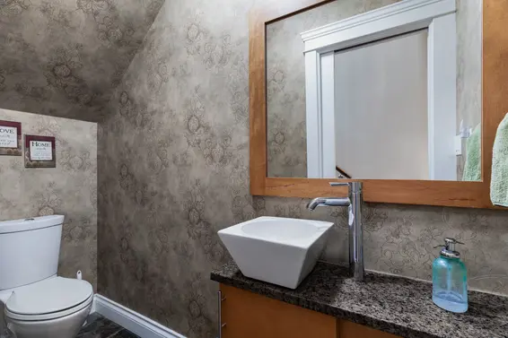 341 East 14th Street, North Vancouver For Sale - image 26
