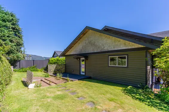 1070 Chamberlain Drive, North Vancouver For Sale - image 55