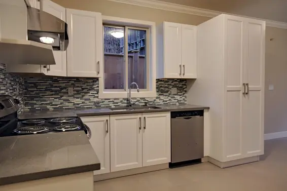 Legal 1 Bedroom Suite  