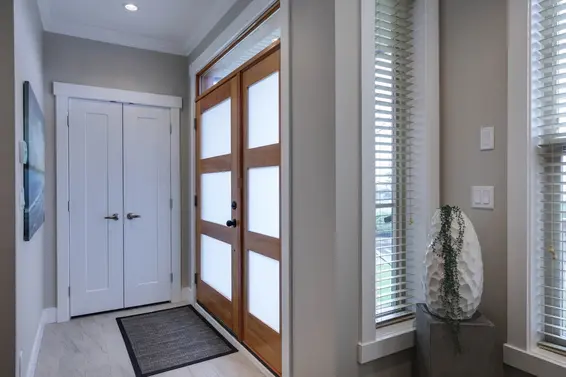 3500 Carnarvon Avenue, North Vancouver For Sale - image 1