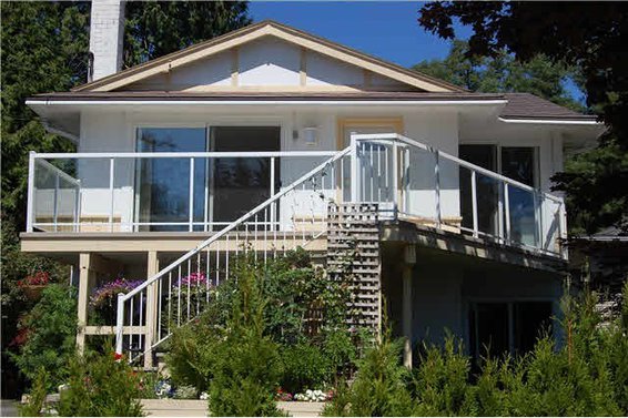 1560 Lynn Valley Road, North Vancouver