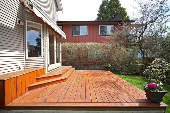 Deck  