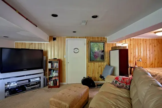 Recreation room  