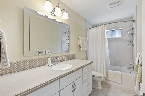 2150 Kirkstone Place, North Vancouver For Sale - image 28
