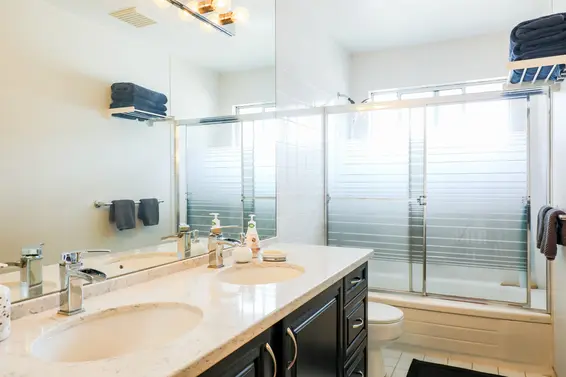 Bathroom - 4008 Deane Place, North Vancouver  