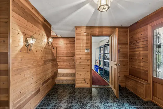 702 Winona Avenue, North Vancouver For Sale - image 29