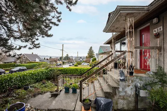 428 East 7th Street, North Vancouver For Sale - image 10
