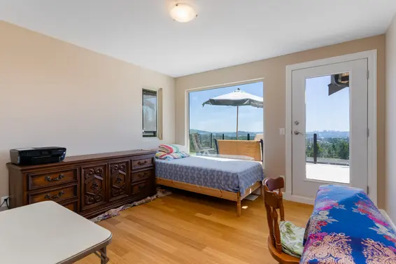 1070 Chamberlain Drive, North Vancouver For Sale - image 33