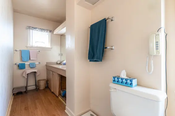 535 East 13th Street, North Vancouver For Sale - image 22