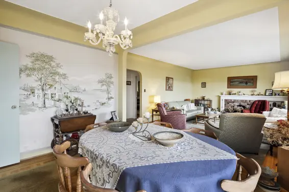 185 West Balmoral Road, North Vancouver For Sale - image 7