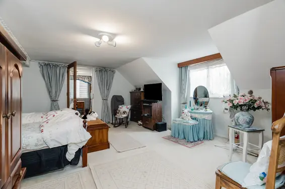 1265 Emerson Way, North Vancouver For Sale - image 26