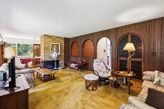 2830 Crestlynn Place, North Vancouver For Sale - image 6