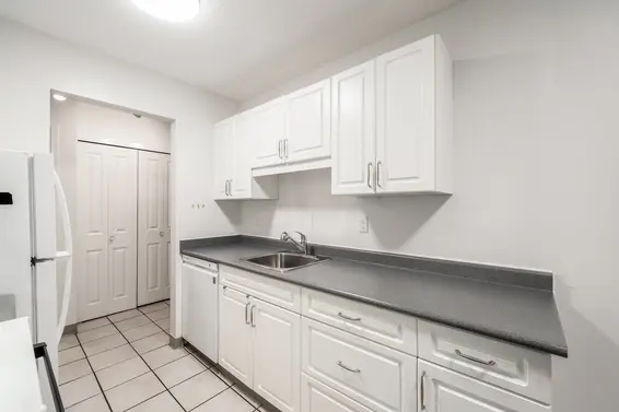 215 275 West 2nd Street, North Vancouver For Sale - image 13