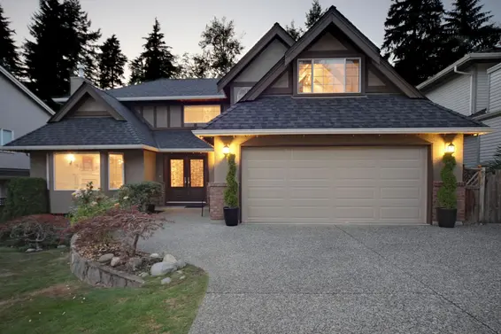 1723 Emerson Court, North Vancouver