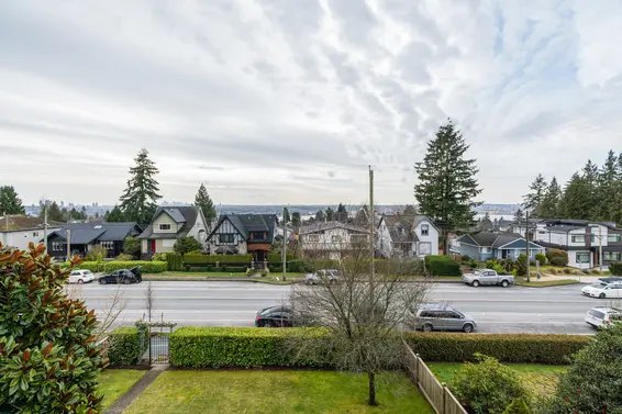 424 East Keith Road, North Vancouver For Sale - image 35