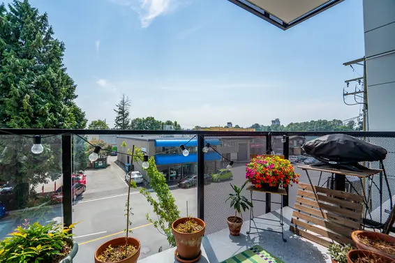 211 1496 Charlotte Road, North Vancouver For Sale - image 24
