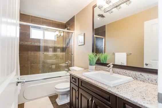 3660 Carnarvon Avenue, North Vancouver For Sale - image 16