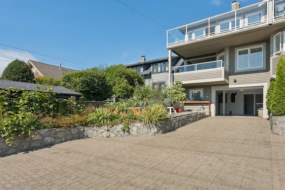 2 221 West 6th Street, North Vancouver For Sale - image 57