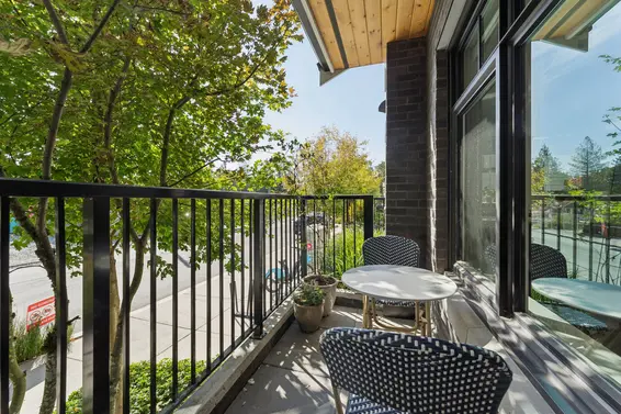 19 1960 Glenaire Drive, North Vancouver For Sale - image 9
