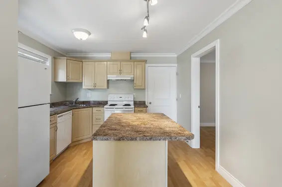255 East 21st Street, North Vancouver For Sale - image 32