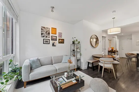 123 723 West 3rd Street, North Vancouver For Sale - image 1