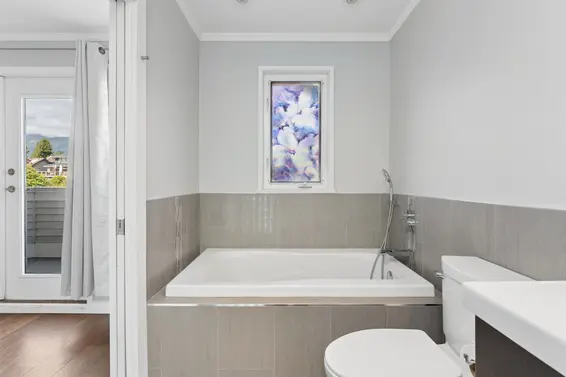 2 221 West 6th Street, North Vancouver For Sale - image 40