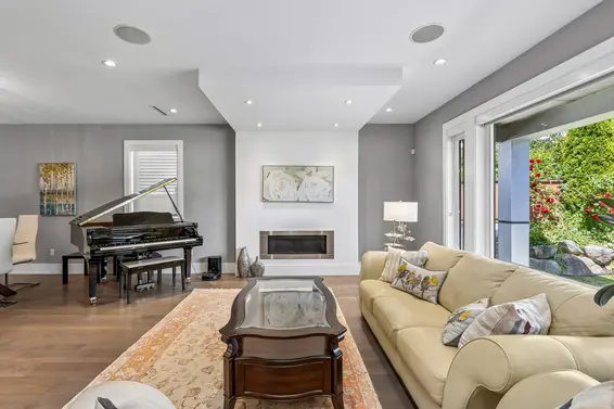 2553 Western Avenue, North Vancouver For Sale - image 4