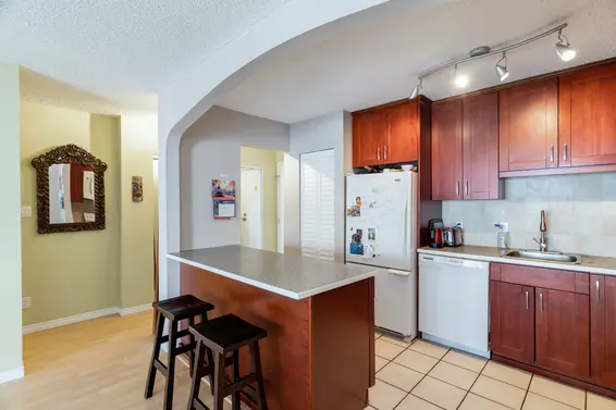 312 236 West 2nd Street, North Vancouver For Sale - image 7