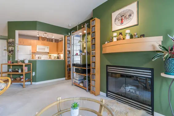 312 108 West Esplanade, North Vancouver For Sale - image 7