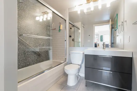 1205 121 West 15th Street, North Vancouver For Sale - image 18