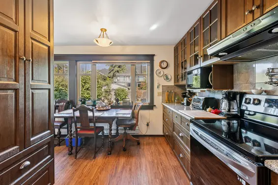 234 West Windsor Road, North Vancouver For Sale - image 15