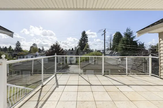 255 East 21st Street, North Vancouver For Sale - image 17