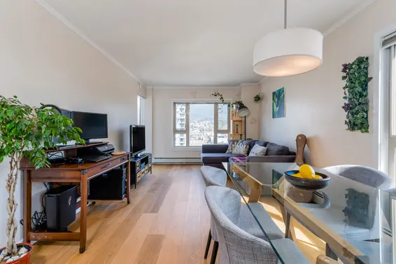 1205 121 West 15th Street, North Vancouver For Sale - image 1