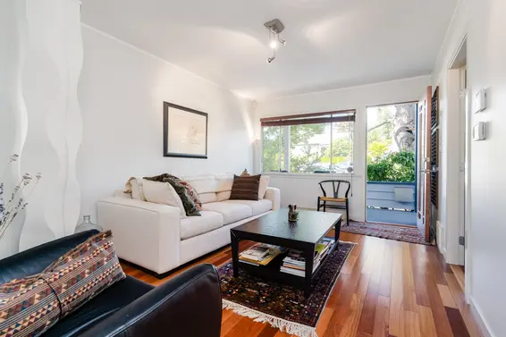 517 East 5th Street, North Vancouver For Sale - image 2