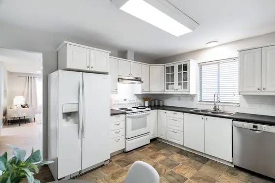 2170 Capilano Road, North Vancouver For Sale - image 11