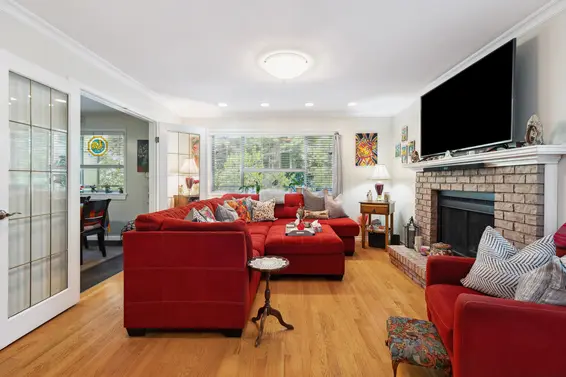5825 Nancy Greene Way, North Vancouver For Sale - image 15