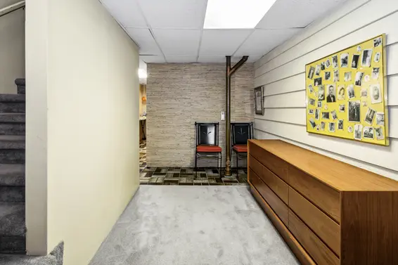 693 East Kings Road, North Vancouver For Sale - image 30