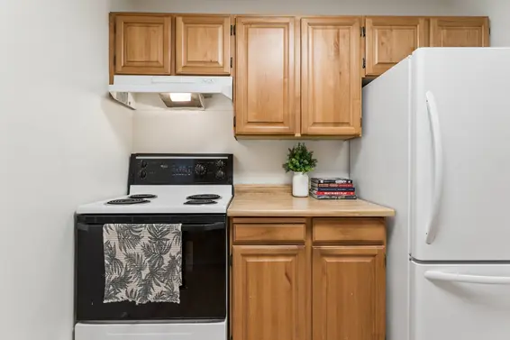 211 1385 Draycott Road, North Vancouver For Sale - image 12